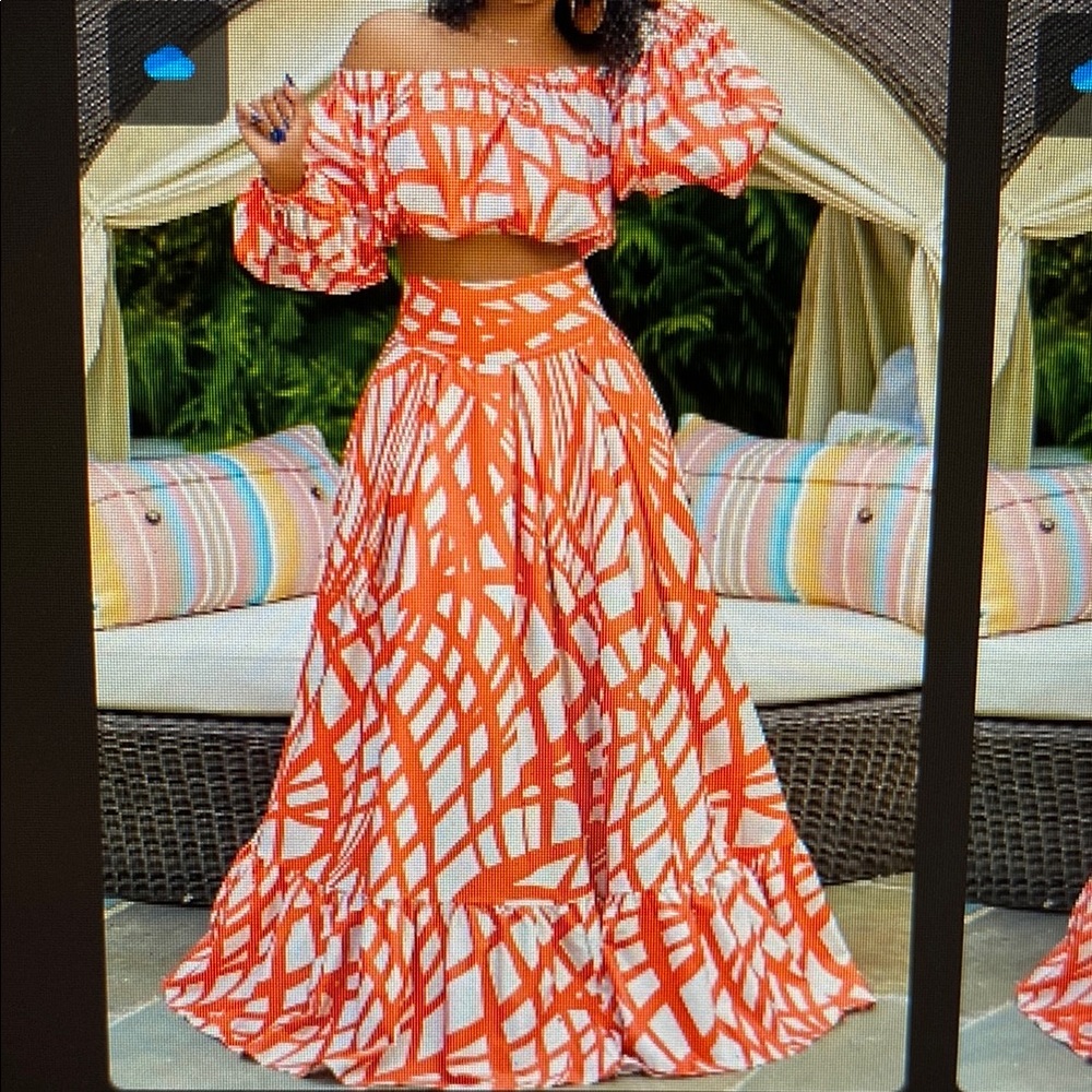 Vibrant Orange/White Bold Pattern Two-Piece Dress Set Size XXL